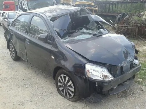 Imagem 1 de 1 de (09) Sucata Toyota Etios Sedã 1.5 16v 2014 (retirada Peças)