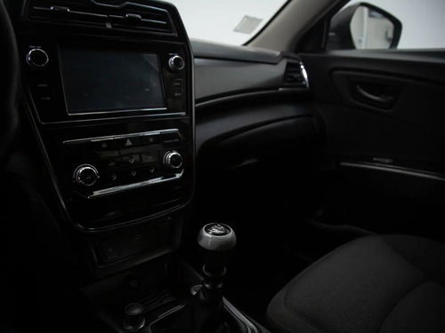 Ssangyong 1.6 Lx Mt Tivoli