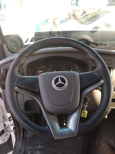Imagem 8 de 13 de Mercedes-benz Accelo 905c 2012
