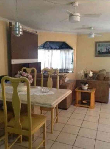 Imagem 2 de 8 de Casa Em Condominio 3 Dorm. 180m 2 Vagas - Ipiranga - 810