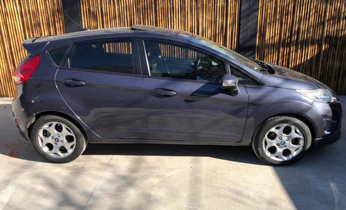 Ford Fiesta Titanium 1.6