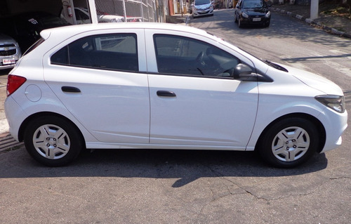 Imagem 8 de 9 de Chevrolet Onix 1.0 Mpfi Joy 8v 2018