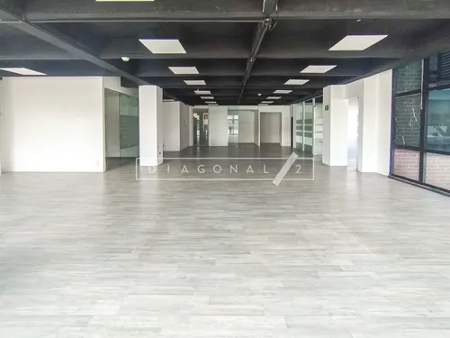 Oficina En Arriendo En Santa Bárbara