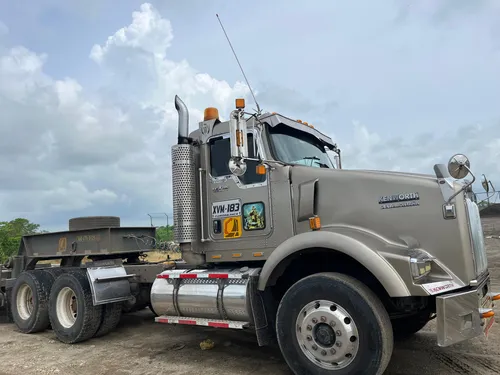 Vendo Kenworth T800 2003 Repotenciada A 2023 En Runt