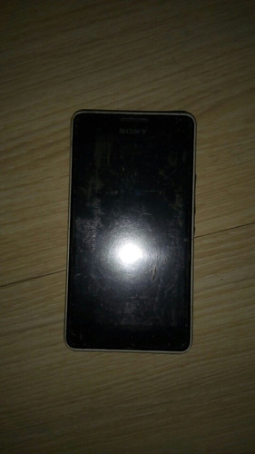 Smartfone Sony Xperia D2104 E Moblie Usado