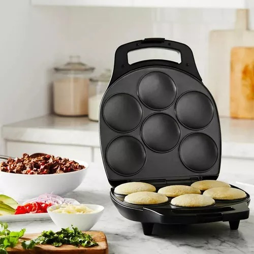 Tosty Arepa Oster 6 Porciones Antiadherente Compacto