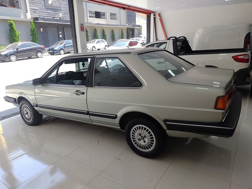 Imagem 6 de 13 de Vw Santana 85