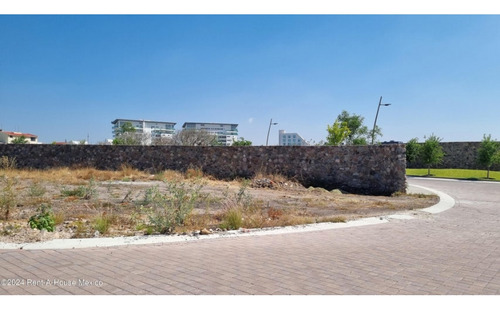 Preventa De Terreno Residencial En Milenio 3 De 243.26 Mts2