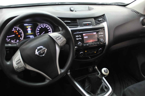 Imagen 9 de 13 de Nissan Frontier Np300 2018 6 Cilindros