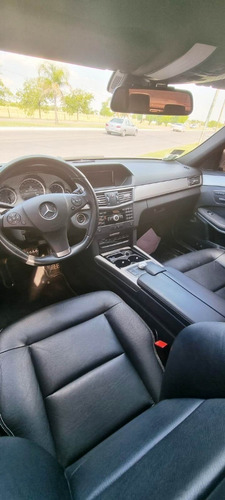 Imagen 5 de 11 de Mercedes Benz E350 Avantgarde Sport 2011