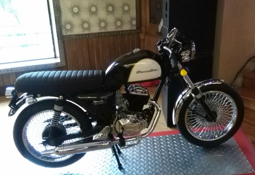 Imagen 2 de 8 de Ceccato 150 60 Aniversario, Zanella Cafe Racer Edicion
