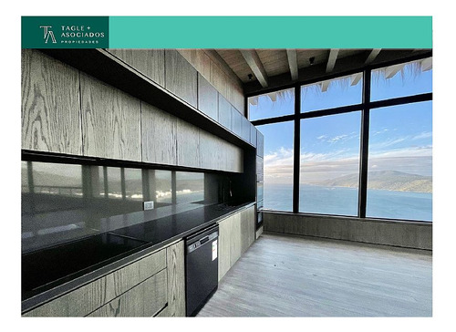 Casa Nueva Con Especatcular Vista En Mirador Punta Pite