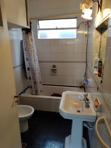 Imagen 5 de 11 de Departamento En Venta De 2 Dormitorios En Liniers