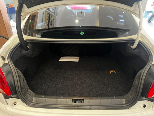 Peugeot 207 1.4 Xr Flex 5p