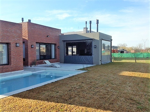 Imagen 3 de 14 de Venta Casa De Diseño Excelente Calidad - Altos De Campo Gde