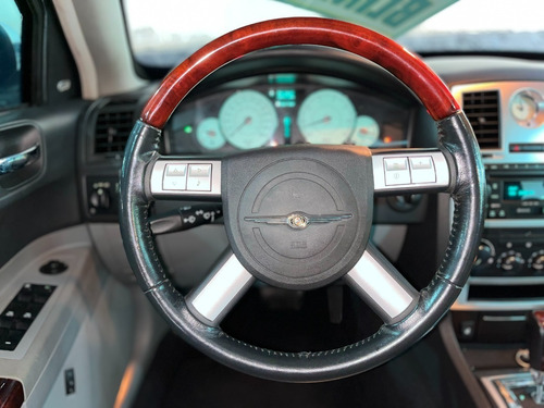 Imagem 11 de 15 de Chrysler 300c 5.7 V8 2006 Blindado