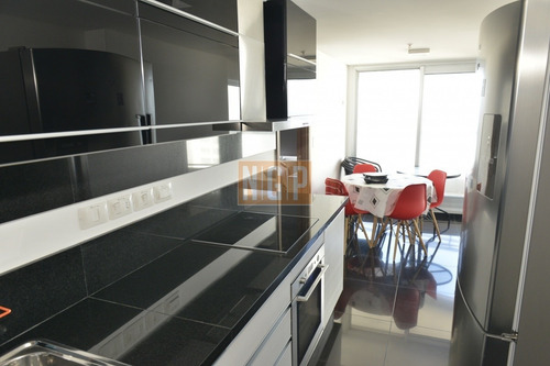 Imagen 17 de 30 de Apartamento De 3 Dormitorios Frente Al Mar Fotos Del Departamento