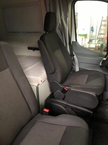 Ford Transit Autosustentable Equipamiento A Estrenar