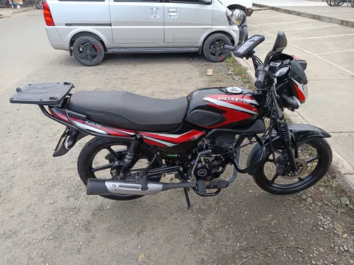 Motocicleta Boxer Bajaj Ct 125 Modelo 2023