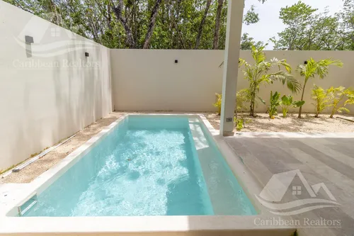 Casa En Venta En Playa Del Carmen Valenia
