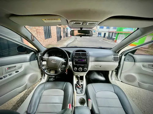 Kia Cerato 1.6 Lx