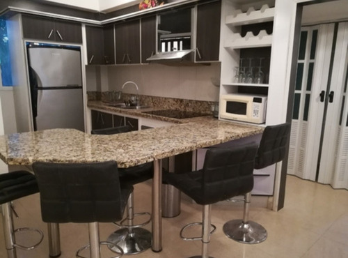 Imagen 3 de 6 de Venta De Apartamento Lecheria Ventanas Al Mediterraneo
