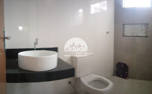 Imagem 7 de 9 de Casa Residencial À Venda, 2 Quartos, 1 Suíte, 2 Vagas, Santa Cruz - Cascavel/pr - 13697