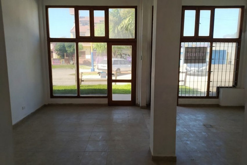 Imagen 6 de 19 de Local Comercial A La Venta - Santa Clara Del Mar - A Dos Cuadras Del Mar