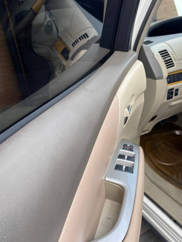 Imagen 9 de 10 de Toyota Previa