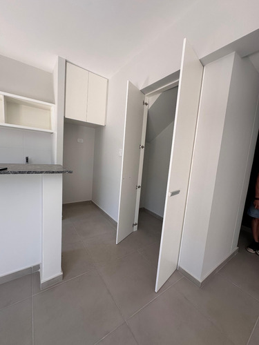 Venta Dúplex 2 Dormitorios Maipú Con Cochera