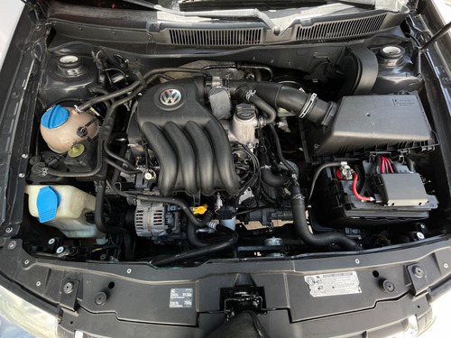 Volkswagen Jetta Clásico 2.0 Cl 5vel Aa Mt