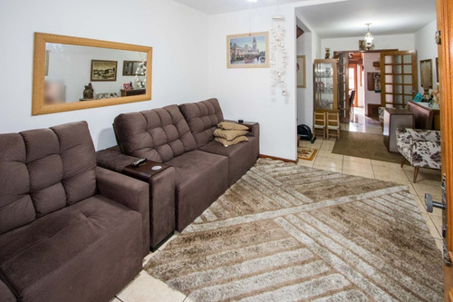 Casa Em Hípica Com 3 Dormitórios - Lu428883