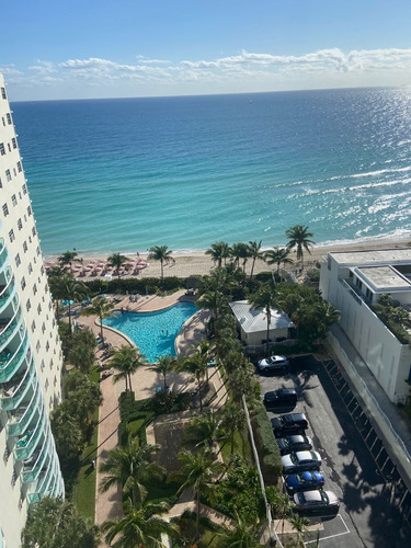 Imagen 2 de 12 de Departamento Con La Mejor Vista Al Mar - Miami