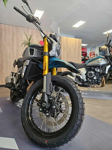 Cf Moto Quilmes - Cl-x 700 Adventure - Bbva - Santander