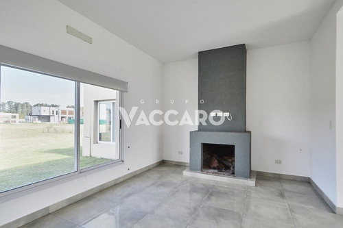 Casa Venta Prados Del Oeste Moreno