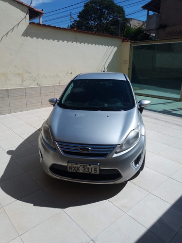 Imagem 4 de 12 de New Fiesta Sedan 2011 1.6 16v Se Flex