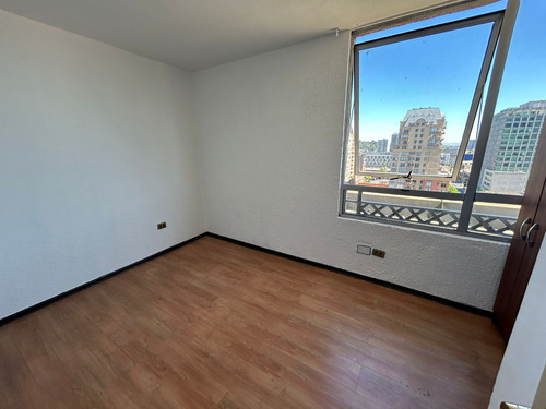 Venta Cómodo Y Céntrico Departamento 2d1b (81681)