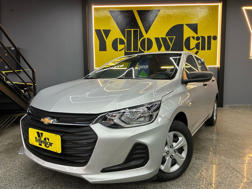 Chevrolet Onix Hatch 1.0 12V Flex 5p Mecanico 2023 Completo Baixa Km