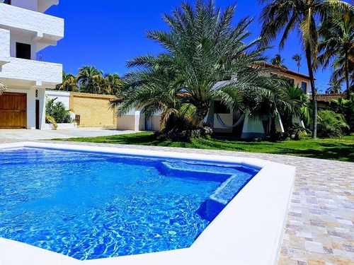 Belklia Giron Vende Posada En Chichiriviche (inc-030)