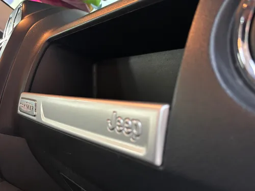 Jeep Compass 2.4 Latitude 4X2 At
