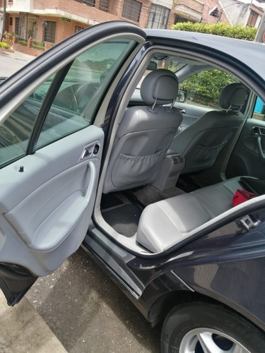 Mercedes-benz C200 2002 2.0 Kompressor