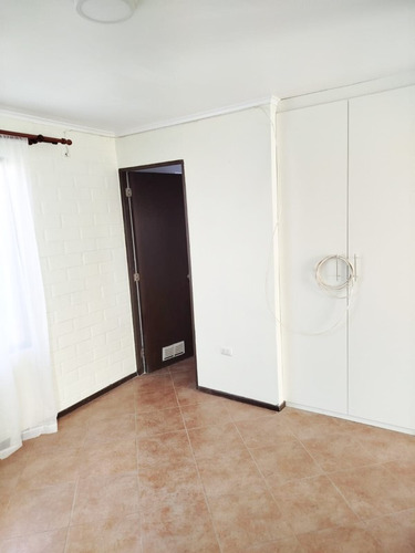 Se Arrienda Casa 4 Dorm + 2 Baños, Excelente Oportunidad