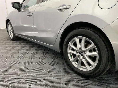 Mazda 3 2.0 Touring