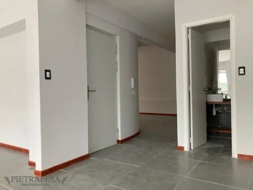 Imagen 6 de 9 de Oficina A Estrenar - 129m2 - 2 Baños - Garaje - Urquiza - Tres Cruces