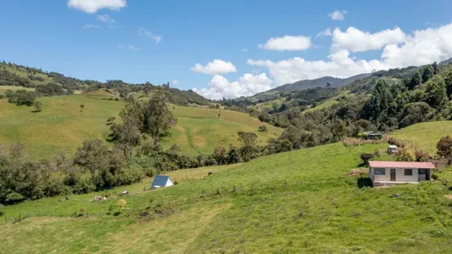 Casa Campestre En Venta En La Calera. Cod V7230