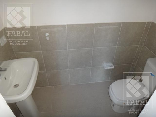 Imagen 12 de 14 de Oficina Alquiler Venta Centro, 158 M2 Con 2 Baños