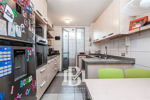Departamento En Venta De 4 Dorm. En Las Condes
