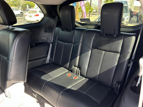 Nissan Pathfinder Exclusive