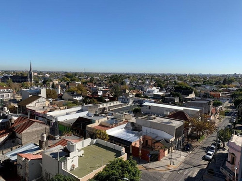 Imagen 5 de 14 de Departamento De 2 Ambientes Con Cochera