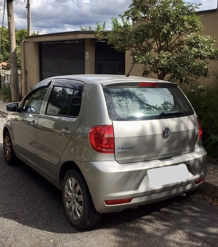 Imagem 2 de 15 de Volkswagen Fox Trend 1.0 Total Flex 5p Ano 2012